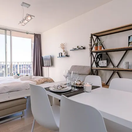 Oxygen At The Sea Is A Superb And Modern Flat Situated At A Stone'S Throw From The Beach, With A Breathtaking, Open View Lejlighed *